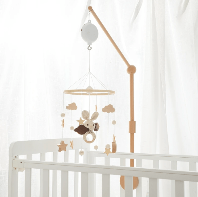 Mobile Bébé en Bois